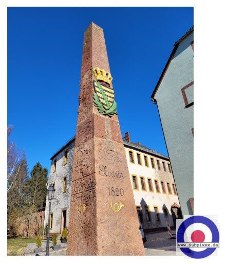 Kursaechsische Postmeilensteine - Distanzsaeule Oberes Tor in Rochlitz, Sachsen 13. Maerz 2022 (3).JPG